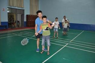 羽毛球教练吃瓜,揭秘赛场背后的趣味瞬间